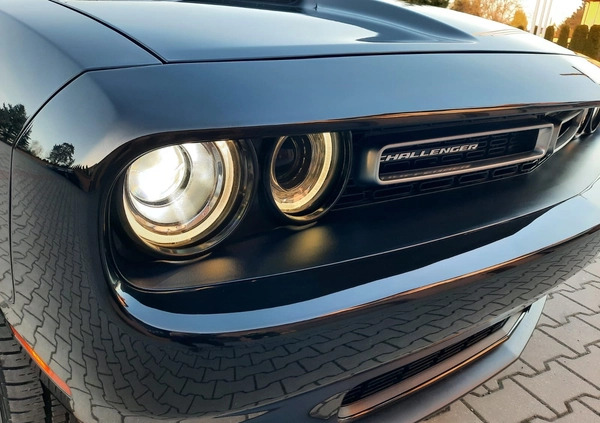 Dodge Challenger cena 135000 przebieg: 25993, rok produkcji 2019 z Jedlicze małe 742